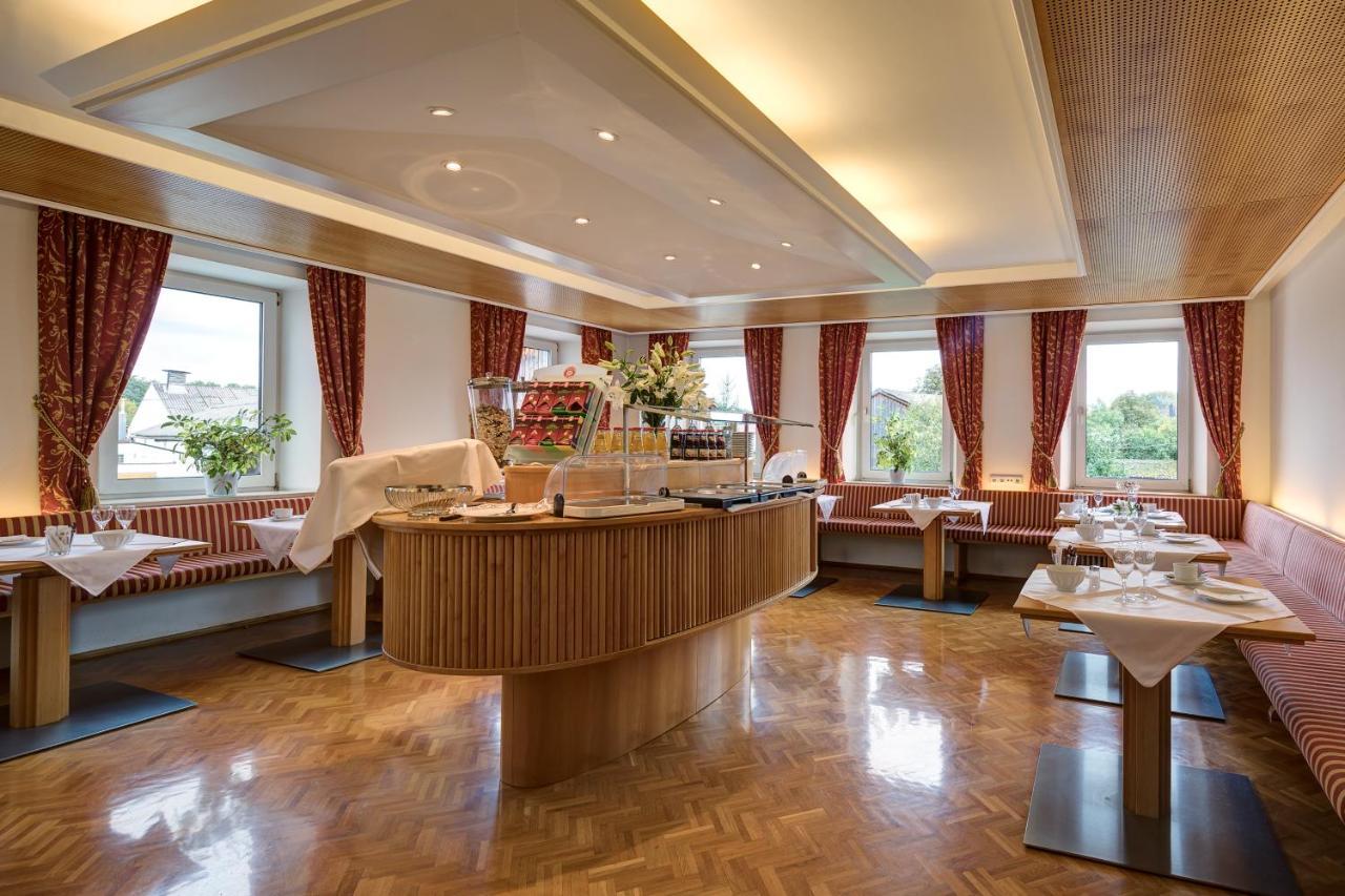 Hotel Nothaft ชเตราบิง ภายนอก รูปภาพ